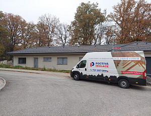 Zateplení stropu novostavby pomocí foukané izolace